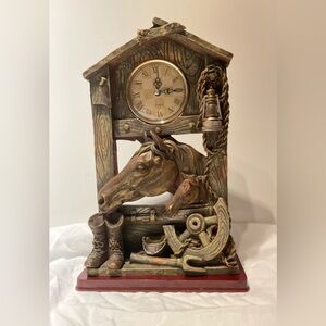 3/75$ Vintage horse Table Top clock western decor stables‎ lantern boots wheel